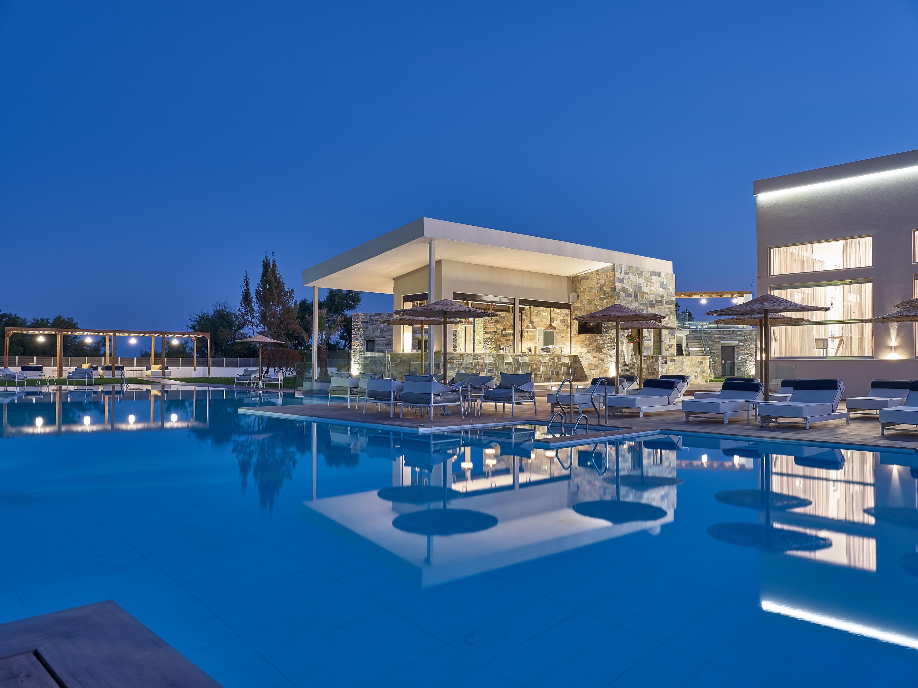 Golden Sun Resort - Adults Only Kalamaki  Bagian luar foto