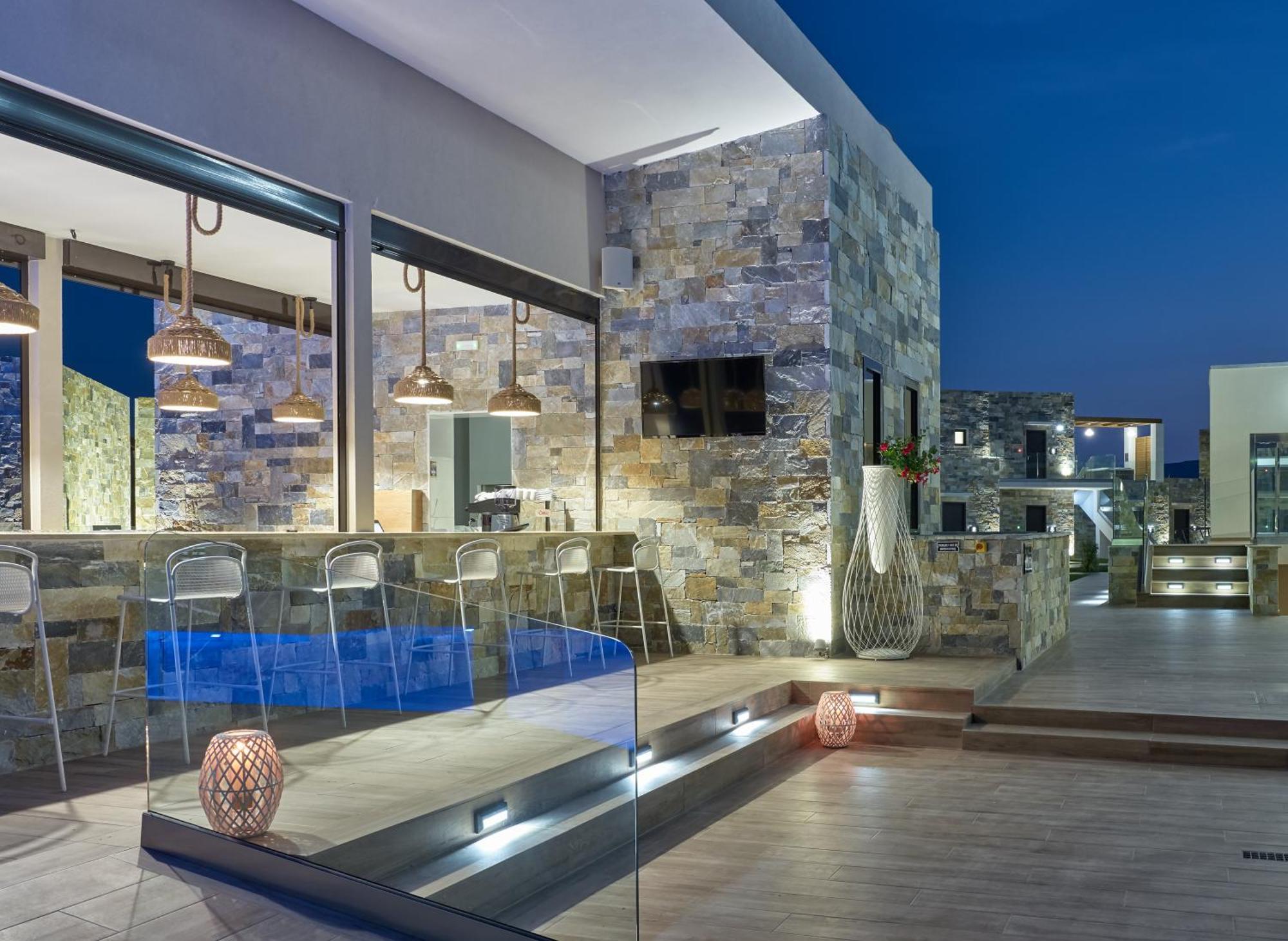 Golden Sun Resort - Adults Only Kalamaki  Bagian luar foto